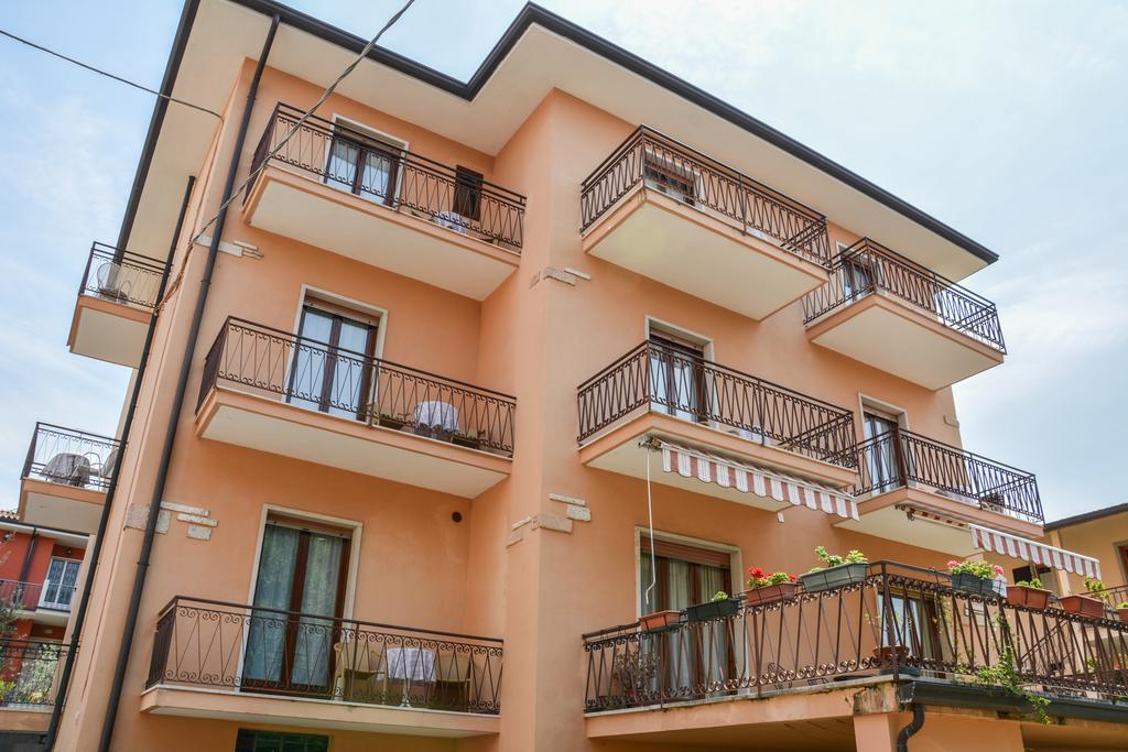 Locanda Speranza Torri Del Benaco Buitenkant foto